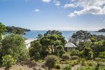 Waiheke Como Exec: Oneroa Beach 1 from apartment