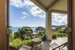 Waiheke Como Exec: Oneroa Beach from apartment