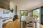Waiheke Castaway House: 8387