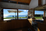 Waiheke The Pah at Onetangi: Kitchen