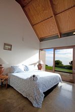 Waiheke The Pah at Onetangi: 2nd bedroom in main house