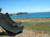 Waiheke The Pah at Onetangi: Sit and relax with this great view