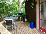 Waiheke Onetangi Cabin: BBQ and deck
