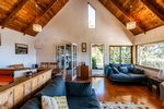 Waiheke Coralie Cottage: Inside