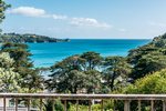 Waiheke Coralie Cottage: View from house