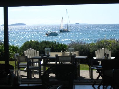 Waiheke The Black Bach: View of Palm beach from lounge