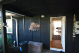 Waiheke The Black Bach: Entrance