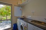 Waiheke The Palms: Laundry of Sandy Bay holiday house