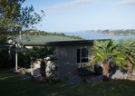 Waiheke Sails: House and seaview Waiheke rental home