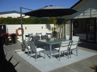 Waiheke Aratai: Copy of Deck &Master Bedroom