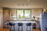 Waiheke Woodside Bay Chalet: Kitchen 2