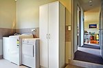 Waiheke Woodside Bay Chalet: Laundary