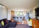 Waiheke Woodside Bay Chalet: Lounge Dinning