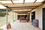 Waiheke Woodside Bay Chalet: Deck