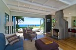 Waiheke The Church House: 2nd lounge 