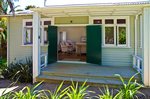 Waiheke The Church House: Main entrance