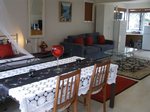 Waiheke Putiki Bay Studio: Dining area in Waiheke Studio