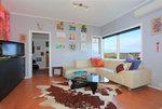 Waiheke Tui Cottage: Lounge