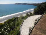 Waiheke The Pah at Onetangi: Onetangi beach