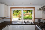 Waiheke Muritai Cottage: Kitchen