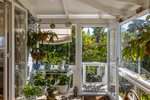 Waiheke Garden and Bird Haven: Conservatory