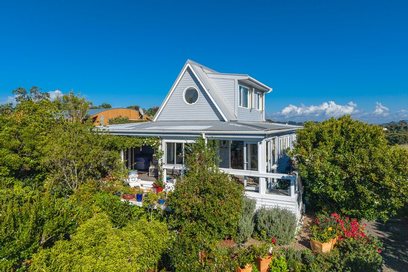 Waiheke Garden and Bird Haven: Garden and Bird Haven