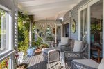 Waiheke Garden and Bird Haven: Indoor outdoor flow