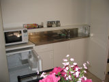 Waiheke Sunset Lodge Apartment: Kitchen