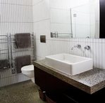 Waiheke Tui Estate: Tui Glen bathroom 2 