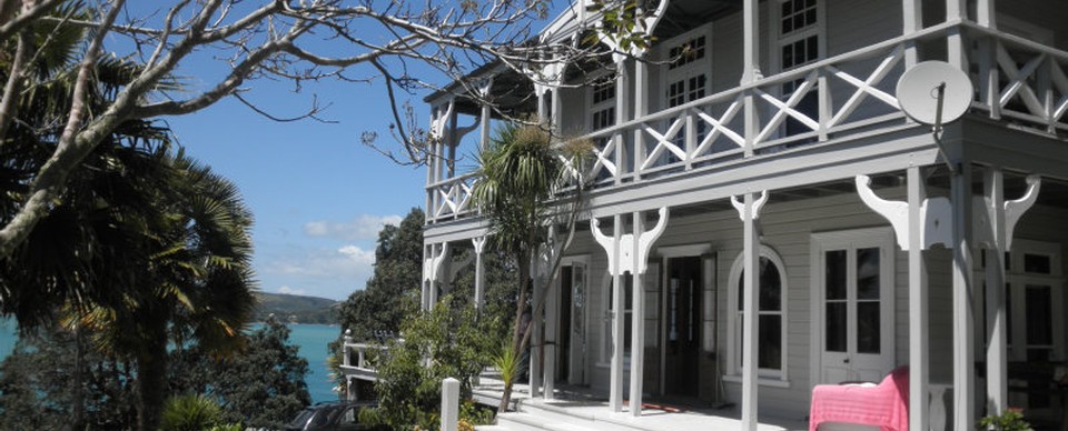 Visit Waiheke - Wild Bay Estate
