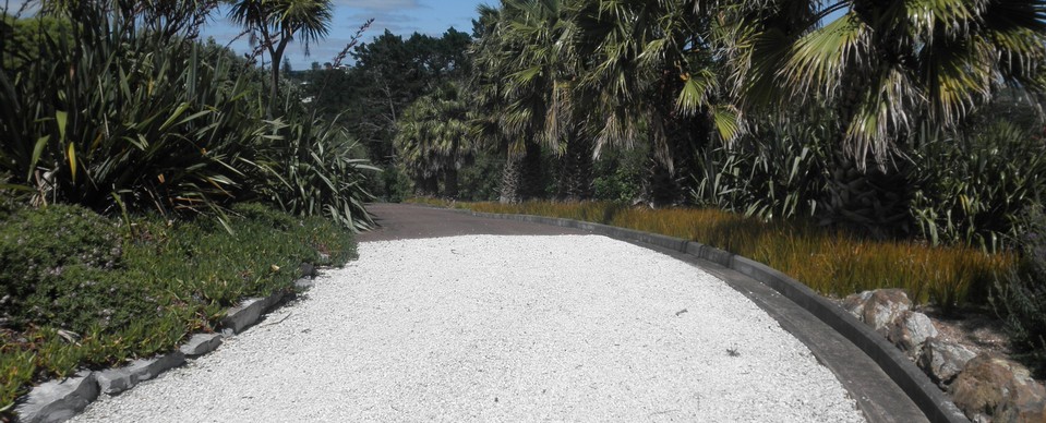 Visit Waiheke - Waimarama Cottage