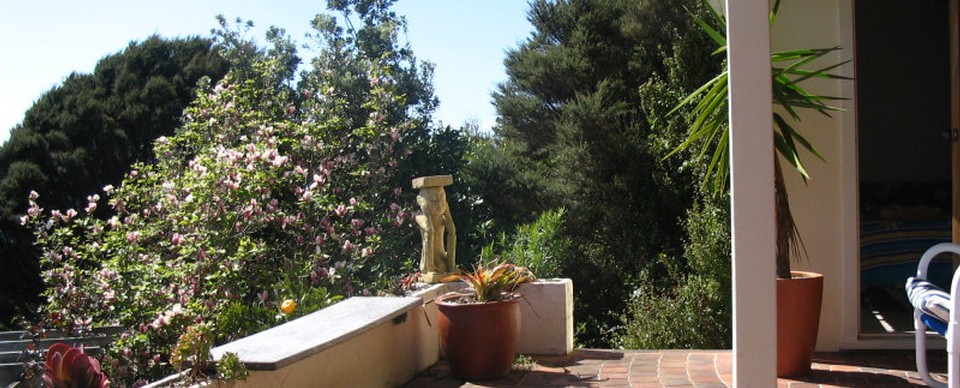 Visit Waiheke - Sunset Lodge Apartment